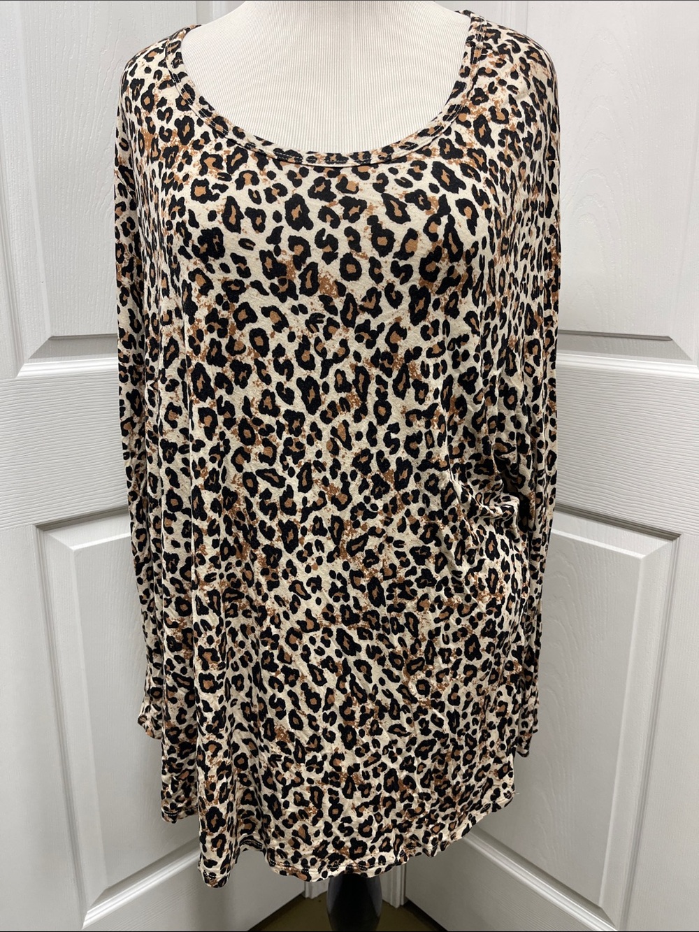 Maurices Leopard Print Long Sleeve Scoop Neck T-Shirt 4X